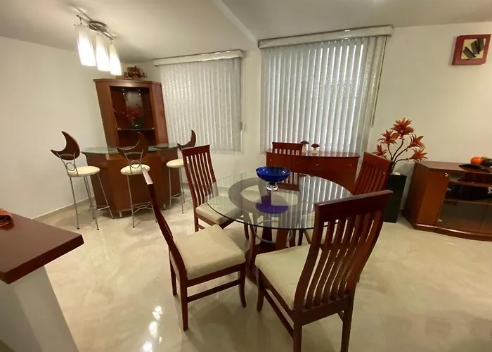 Apartment Renoir *